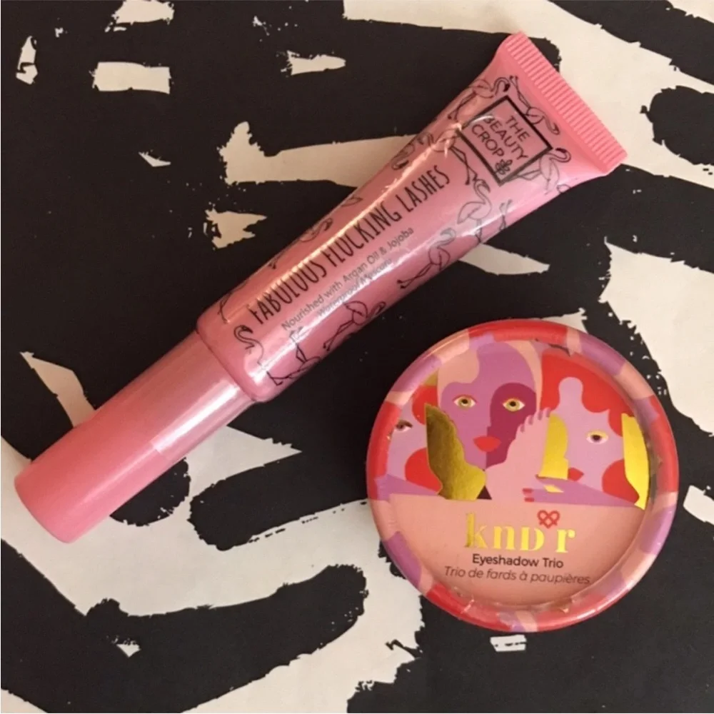 kndr Beauty Eyeshadow Trio in Romantic Rose & The Beauty Crop Mascara Bundle